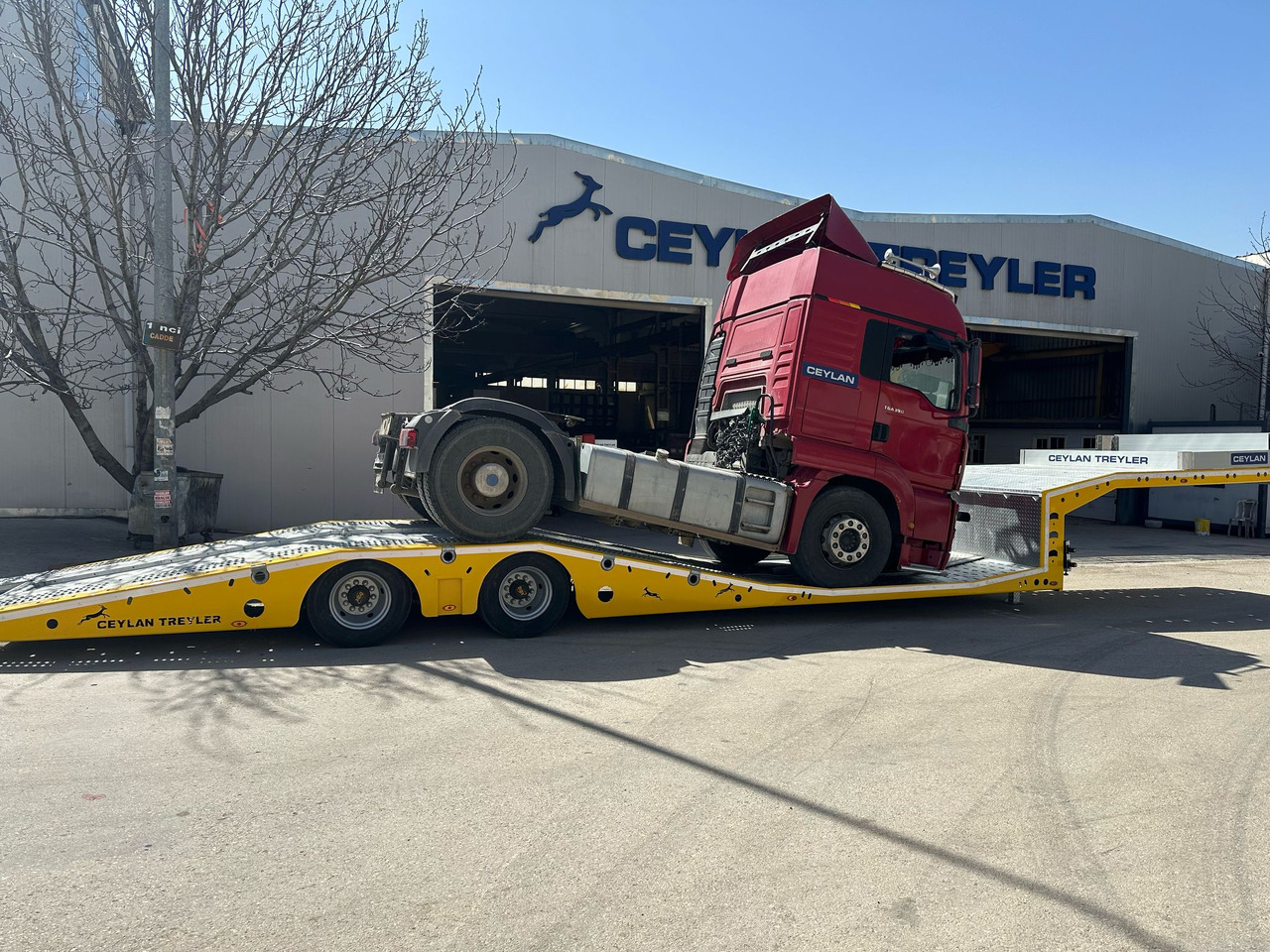 CEYLAN 2 AXLE TRUCK CARRIER - Semitrailer: bild 1 CEYLAN 2 AXLE TRUCK CARRIER - Semitrailer: bild 1