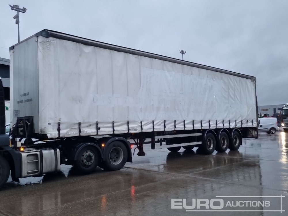 2004 Freuhauf Tri Axle Curtainsider Trailer, Tail Lift - Kapelltrailer: bild 1 2004 Freuhauf Tri Axle Curtainsider Trailer, Tail Lift - Kapelltrailer: bild 1