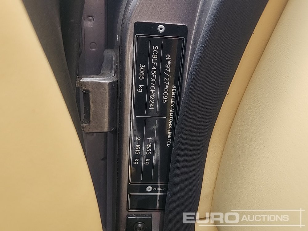 Personbil 2006 Bentley Arnage: bild 39