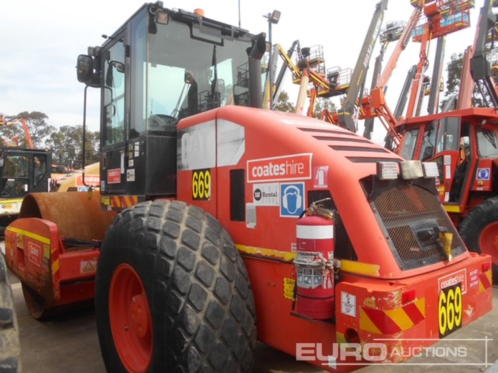 2011 CAT CS533XT Single Drum Vibrating Roller, A/C - Vält: bild 2 2011 CAT CS533XT Single Drum Vibrating Roller, A/C - Vält: bild 2