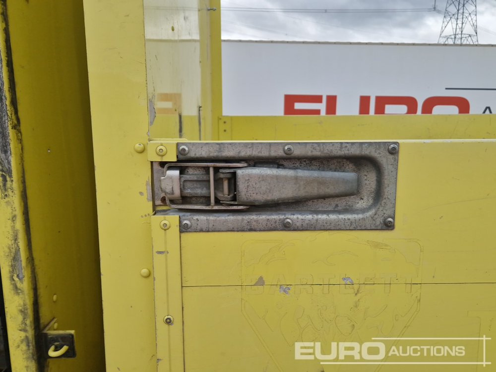 Flakbil 2012 Isuzu NPR-6 N62.150M: bild 15