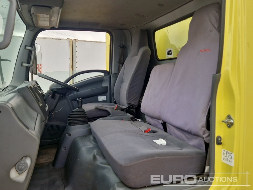 Flakbil 2012 Isuzu NPR-6 N62.150M: bild 27
