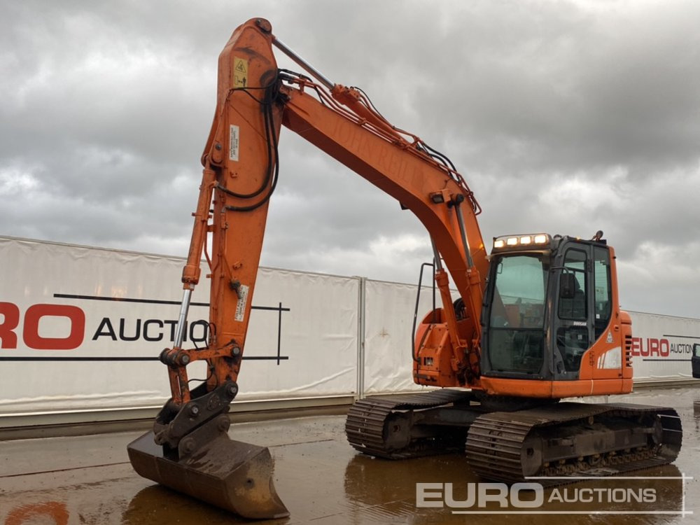 2015 Doosan DX140 LCR-3 - Bandgrävare: bild 1 2015 Doosan DX140 LCR-3 - Bandgrävare: bild 1