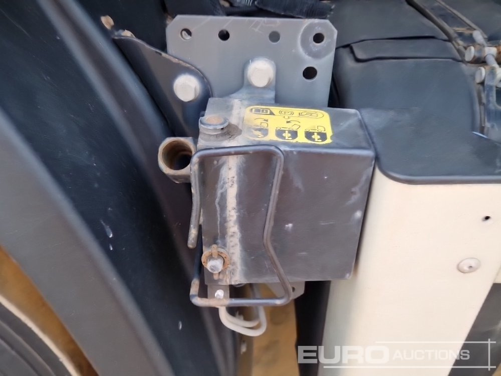 Flakbil 2017 DAF 440: bild 34