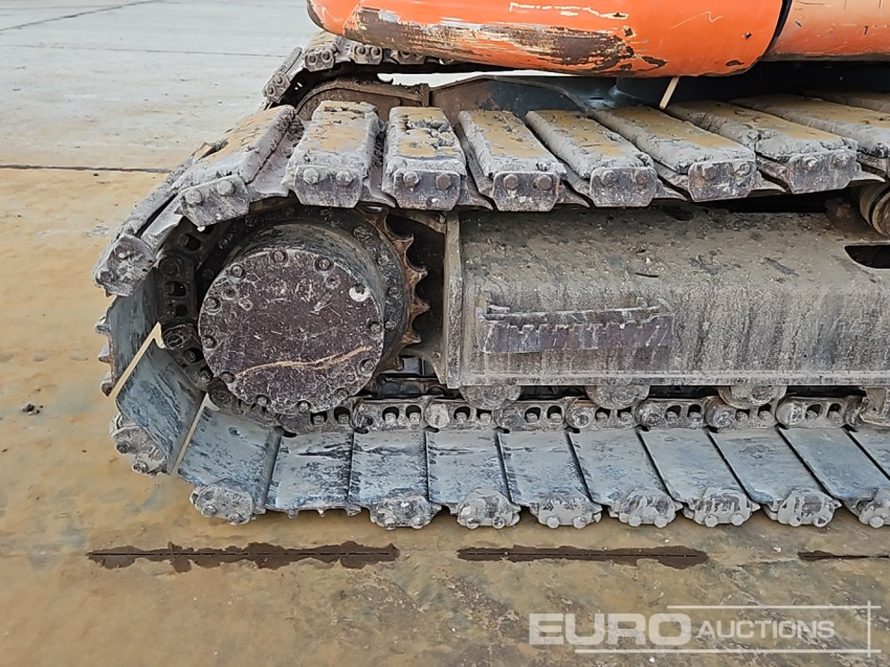 Bandgrävare 2018 Hitachi ZX135US-6: bild 12