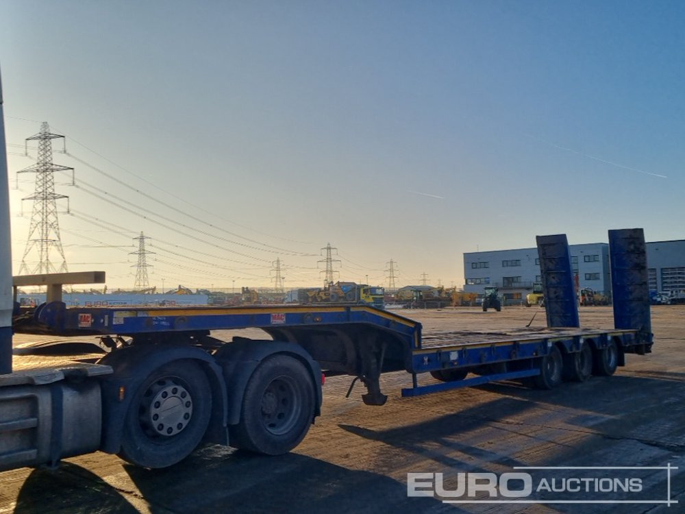 2018 McCauley Tri Axle Step Frame Low Loader Trailer, Out Riggers, Hydraulic Ramps - Låg lastare semitrailer: bild 1 2018 McCauley Tri Axle Step Frame Low Loader Trailer, Out Riggers, Hydraulic Ramps - Låg lastare semitrailer: bild 1