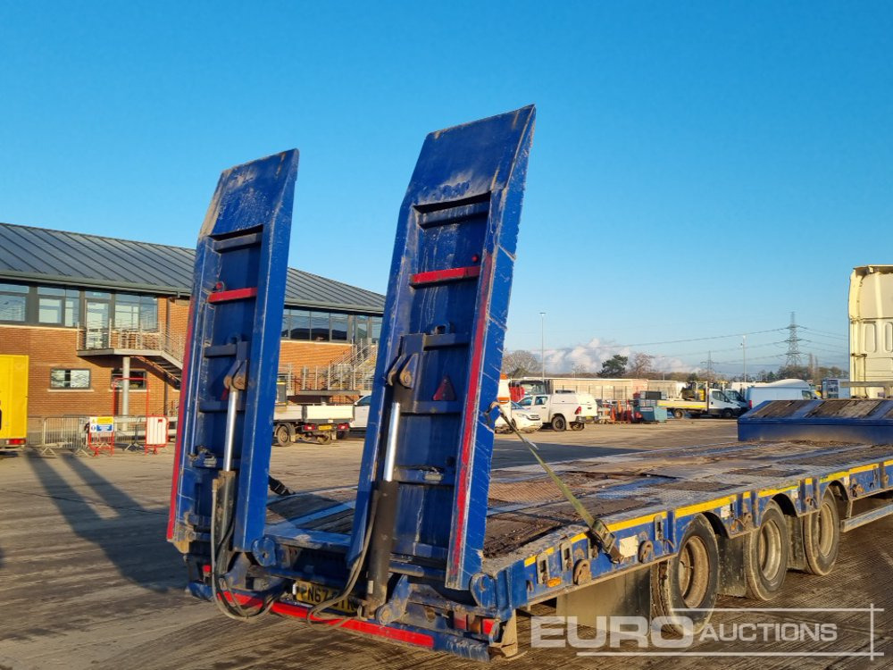 2018 McCauley Tri Axle Step Frame Low Loader Trailer, Out Riggers, Hydraulic Ramps - Låg lastare semitrailer: bild 5 2018 McCauley Tri Axle Step Frame Low Loader Trailer, Out Riggers, Hydraulic Ramps - Låg lastare semitrailer: bild 5