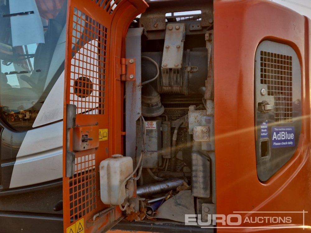 Bandgrävare 2019 Hitachi ZX135US-6: bild 26