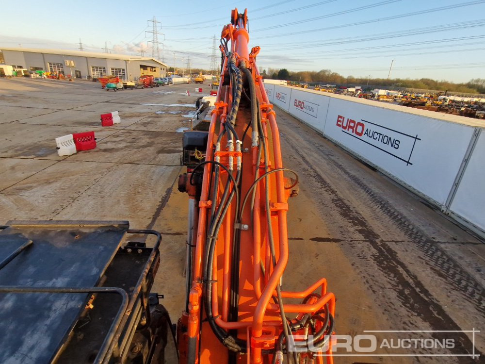 Bandgrävare 2019 Hitachi ZX135US-6: bild 33