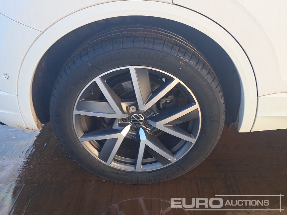 SUV 2023 Volkswagen Touareg: bild 11