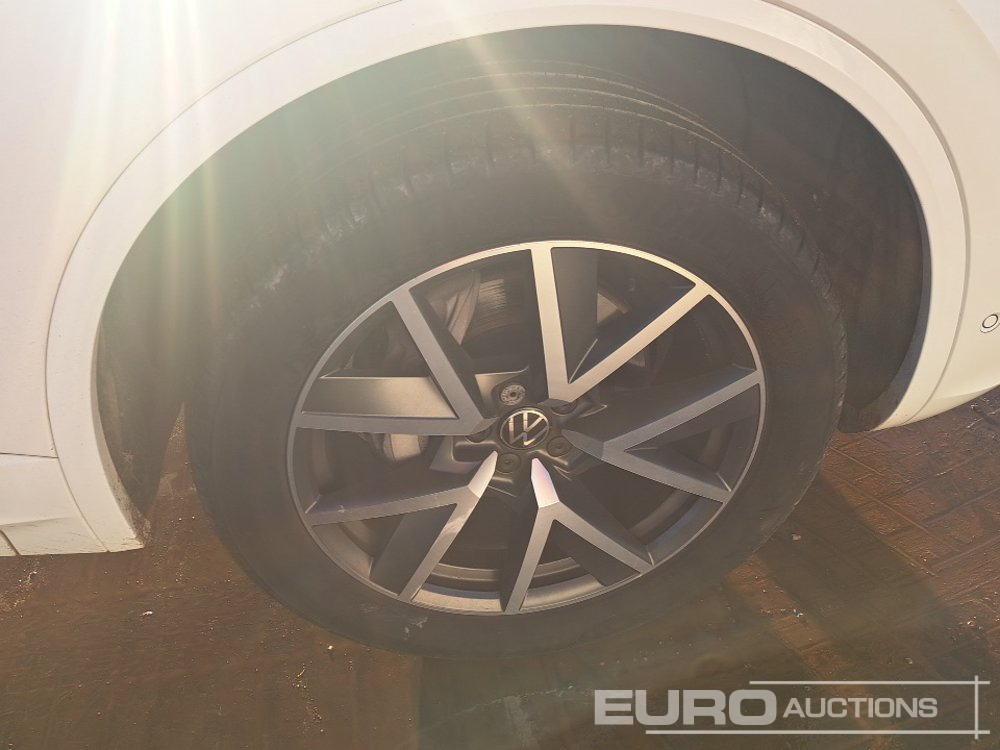 SUV 2023 Volkswagen Touareg: bild 12