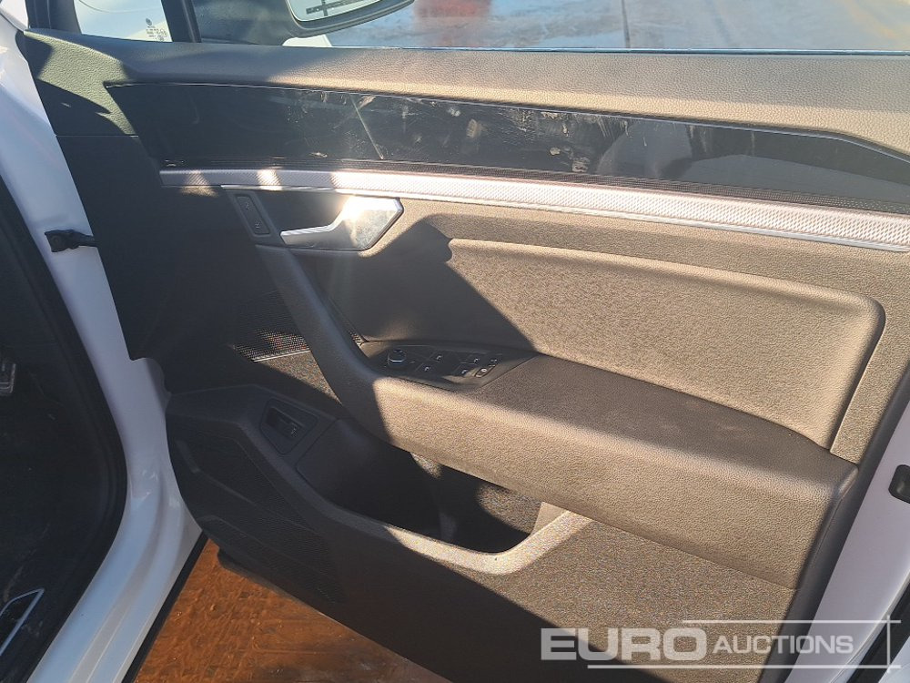 SUV 2023 Volkswagen Touareg: bild 25