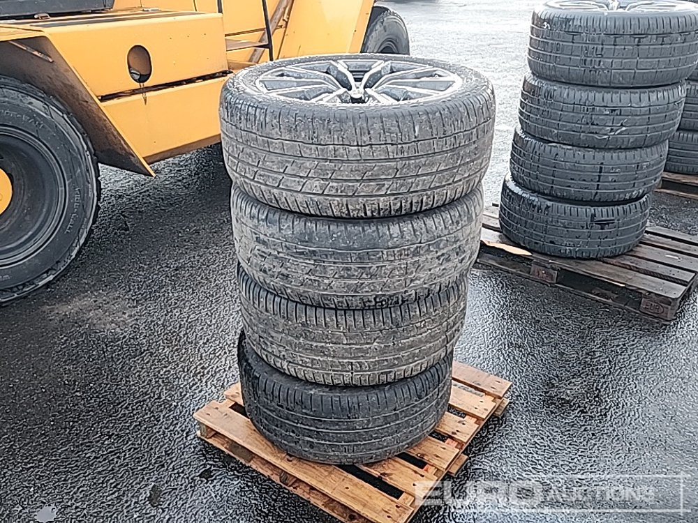 275/4520 Alloys to suit BMW (4 of) - Däck: bild 1 275/4520 Alloys to suit BMW (4 of) - Däck: bild 1