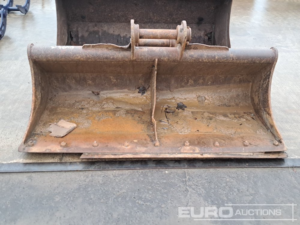 72" Strickland Ditching Bucket 65mm Pin to suit 13 Ton Excavator - Skopa: bild 5 72" Strickland Ditching Bucket 65mm Pin to suit 13 Ton Excavator - Skopa: bild 5
