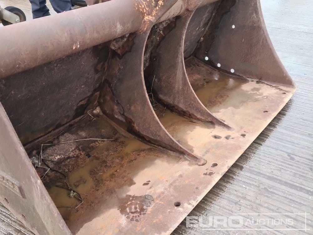 Skopa Case 72" Ditching Bucket 65mm Pin to suit 13 Ton Excavator: bild 13 Skopa Case 72" Ditching Bucket 65mm Pin to suit 13 Ton Excavator: bild 13