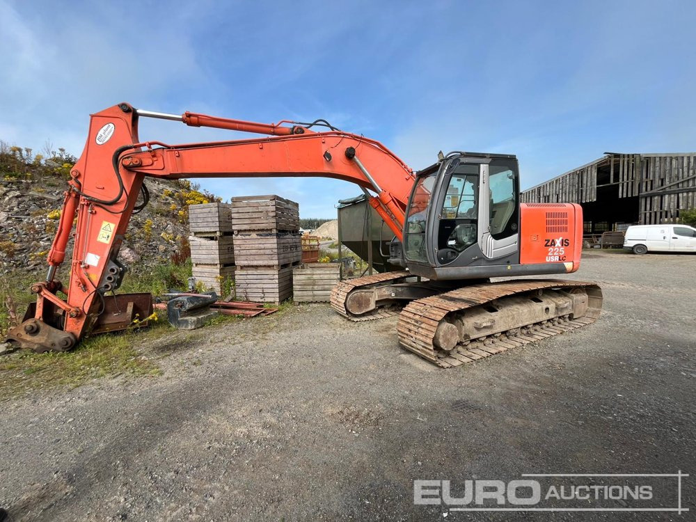 Hitachi ZX225USRLC-3 - Bandgrävare: bild 1 Hitachi ZX225USRLC-3 - Bandgrävare: bild 1