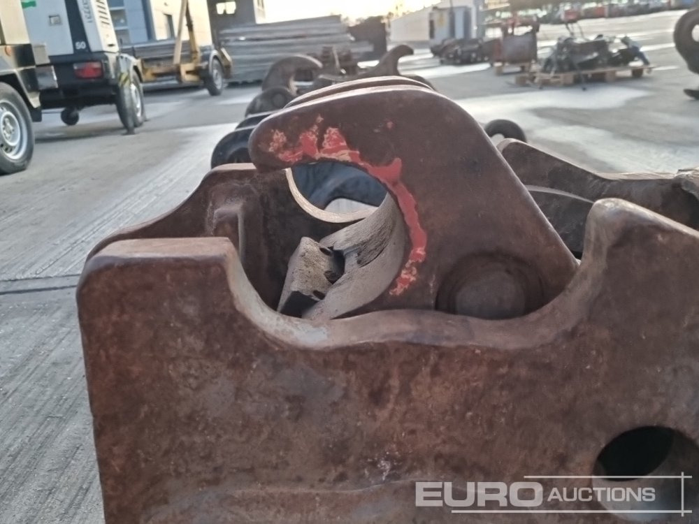 Redskapsfäste Hydraulic Double Lock Quick Hitch 80mm Pin to suit 20 Ton Excavator: bild 10 Redskapsfäste Hydraulic Double Lock Quick Hitch 80mm Pin to suit 20 Ton Excavator: bild 10