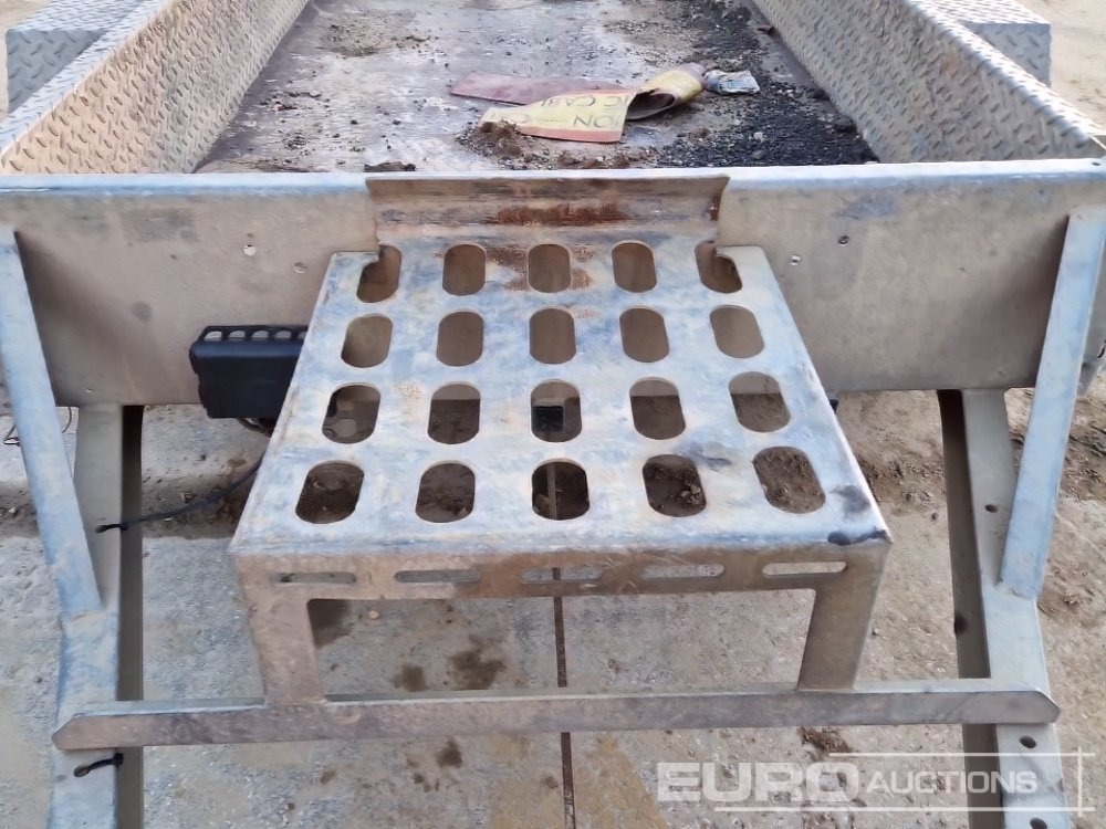 Maskinsläp Indespension 2.7 Ton: bild 22