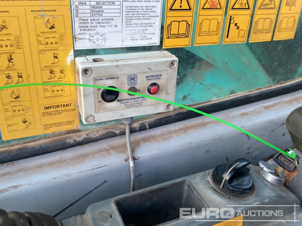 Bandgrävare Kobelco SK235SRLC: bild 37