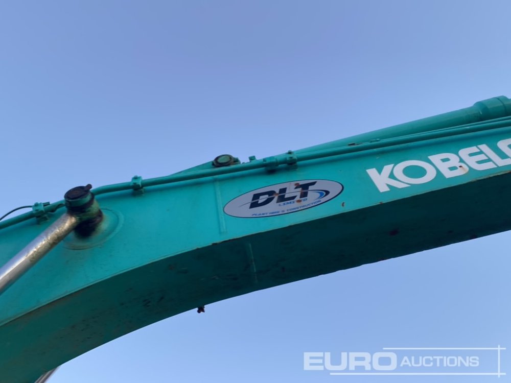 Bandgrävare Kobelco SK235SRLC: bild 25