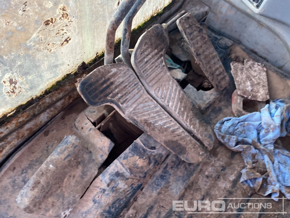 Bandgrävare Kobelco SK235SRLC: bild 32