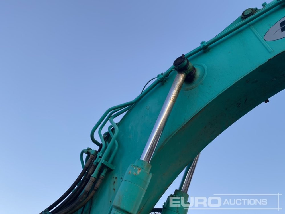 Bandgrävare Kobelco SK235SRLC: bild 24