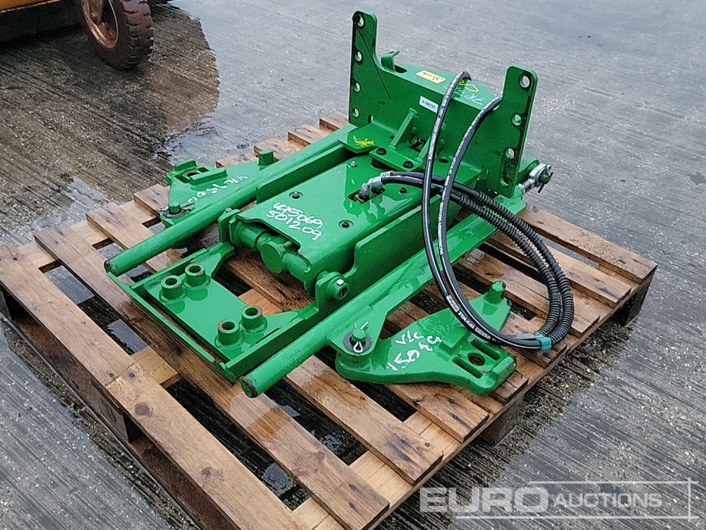 John Deere Pick Up Hitch to suit Tractor - Lantbruksmaskiner: bild 1 John Deere Pick Up Hitch to suit Tractor - Lantbruksmaskiner: bild 1