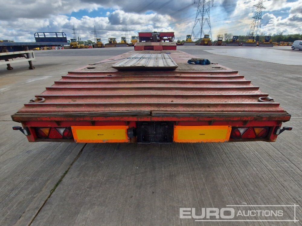 M&G Trailers Ltd, Step Frame Low Loader Tri Axle Rear Steering, 3m Extendable C/w Out Riggers & Alloy Ramps - Låg lastare trailer: bild 4 M&G Trailers Ltd, Step Frame Low Loader Tri Axle Rear Steering, 3m Extendable C/w Out Riggers & Alloy Ramps - Låg lastare trailer: bild 4