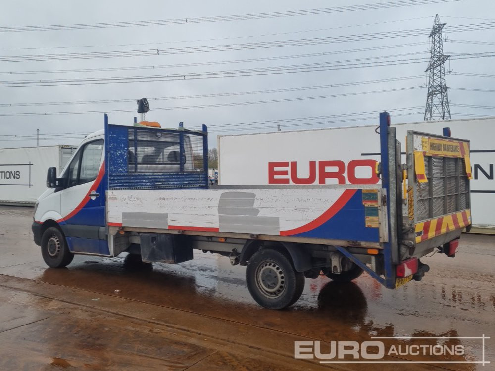 Mercedes Spinter 314 CDI - Transportbil med flak: bild 3 Mercedes Spinter 314 CDI - Transportbil med flak: bild 3