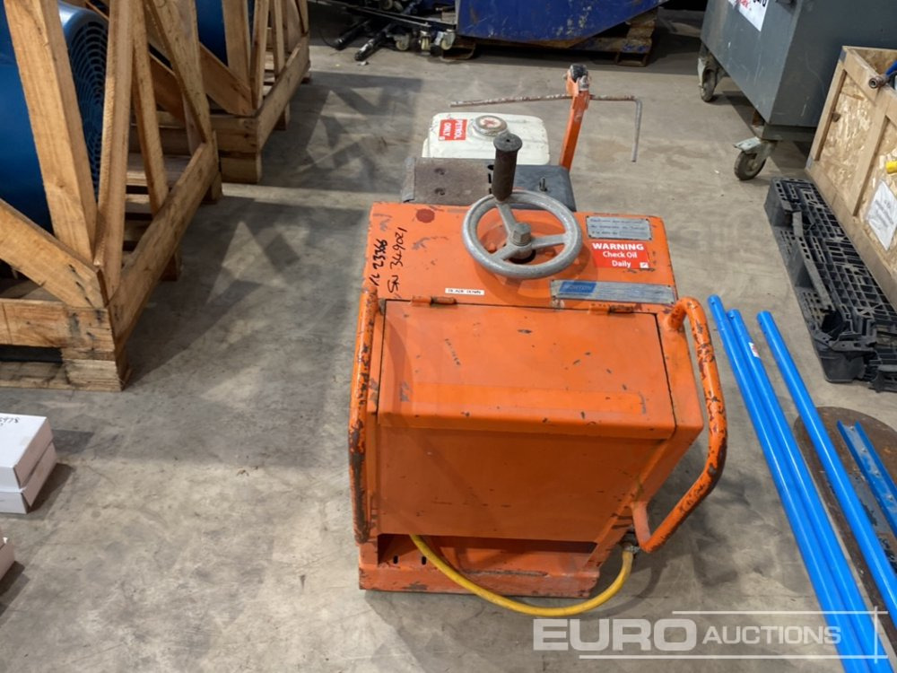 Norton CS1P10 - Asfaltmaskin: bild 4 Norton CS1P10 - Asfaltmaskin: bild 4