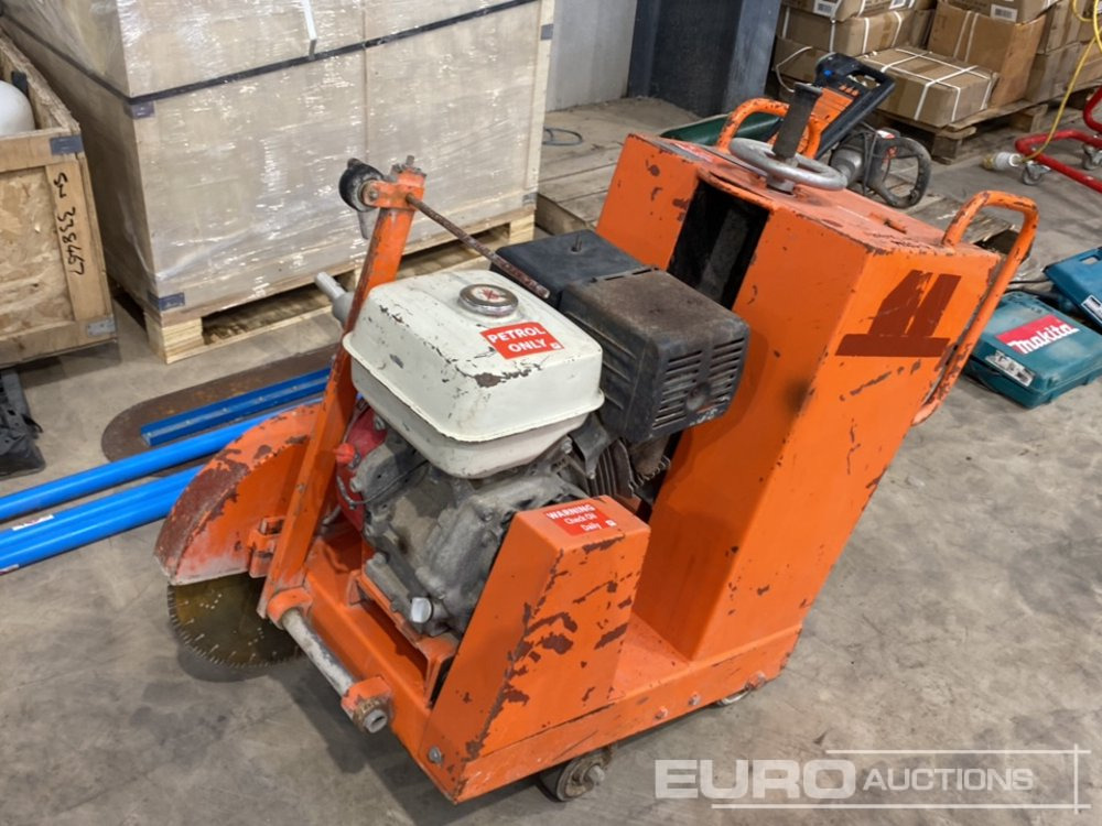 Norton CS1P10 - Asfaltmaskin: bild 1 Norton CS1P10 - Asfaltmaskin: bild 1