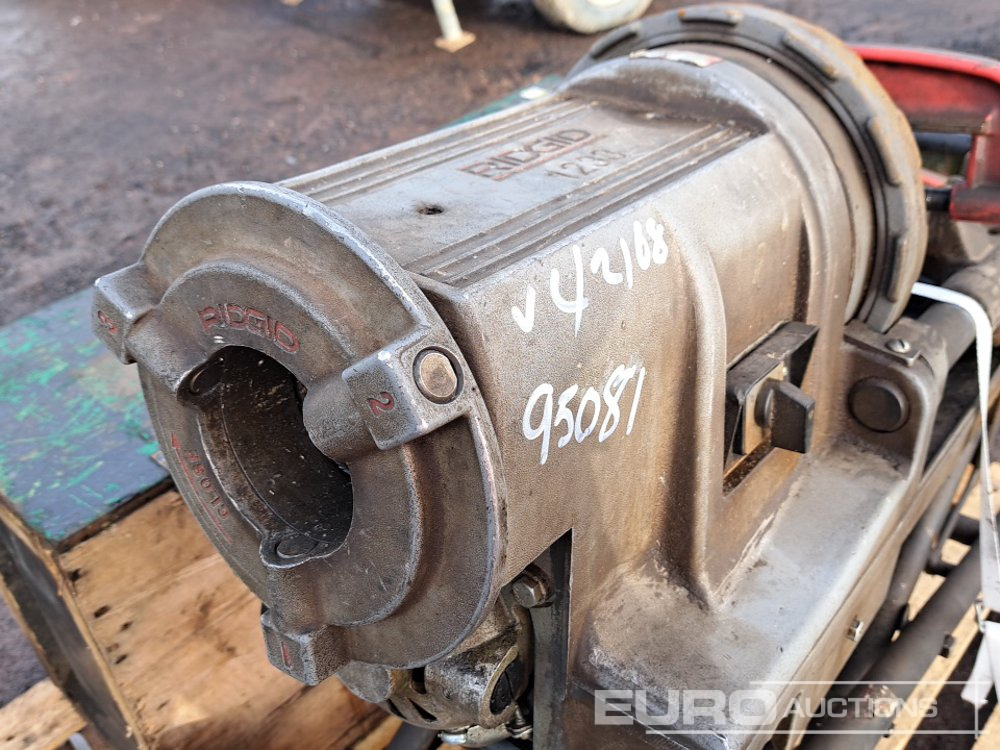 Ridgid 1233 110v Pipe Threading Machine - Garage & Verkstadsutrustning: bild 5 Ridgid 1233 110v Pipe Threading Machine - Garage & Verkstadsutrustning: bild 5