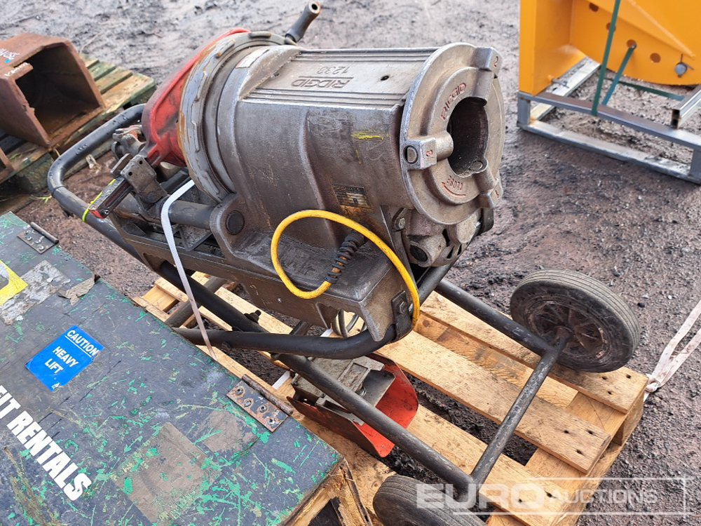 Ridgid 1233 110v Pipe Threading Machine - Garage & Verkstadsutrustning: bild 4 Ridgid 1233 110v Pipe Threading Machine - Garage & Verkstadsutrustning: bild 4