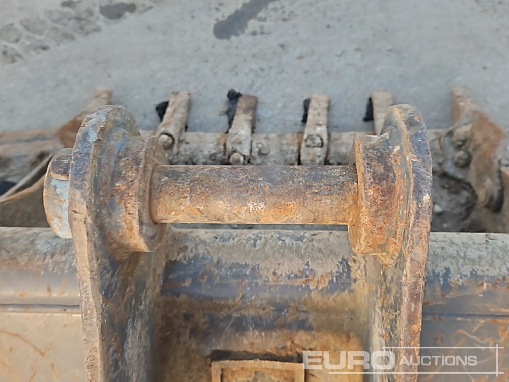 Skopa Strickland 12", 36" Digging Bucket 45mm Pin to suit 4-6 Ton Excavator: bild 11 Skopa Strickland 12", 36" Digging Bucket 45mm Pin to suit 4-6 Ton Excavator: bild 11