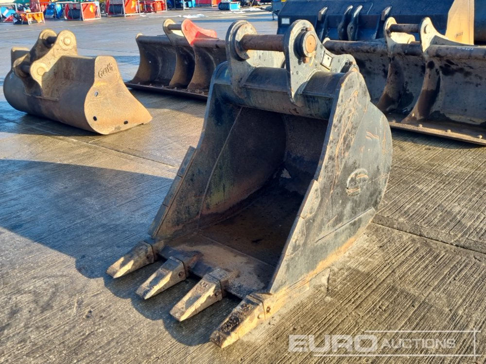 Strickland 36" Digging Bucket 80mm Pin to suit 20 Ton Excavator - Skopa: bild 1 Strickland 36" Digging Bucket 80mm Pin to suit 20 Ton Excavator - Skopa: bild 1