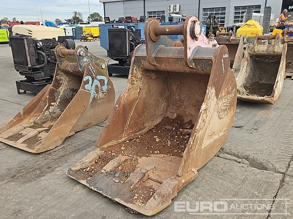 Strickland 36" Digging Bucket 80mm Pin to suit 20 Ton Excavator - Skopa: bild 1 Strickland 36" Digging Bucket 80mm Pin to suit 20 Ton Excavator - Skopa: bild 1