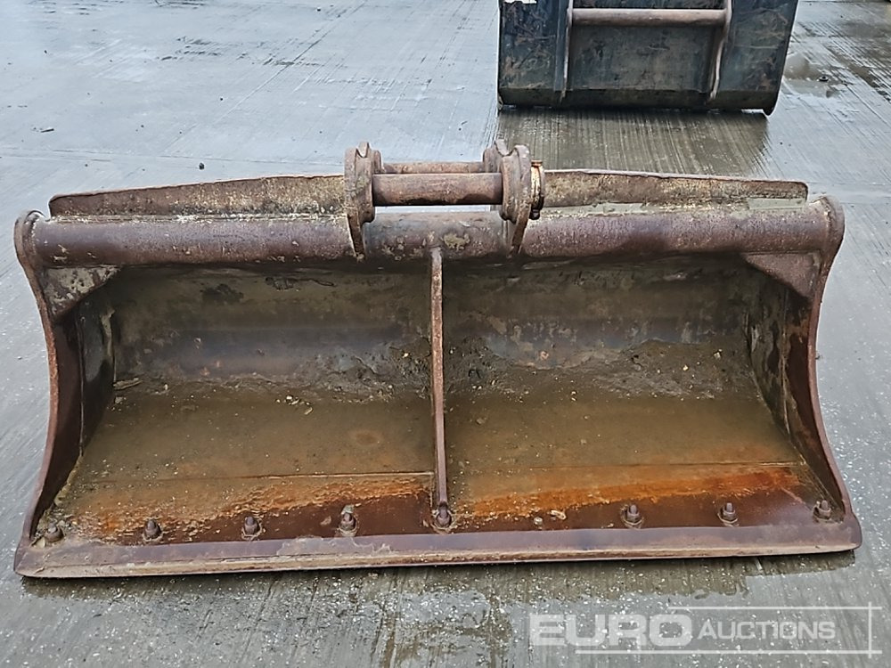 Strickland 72" Ditching Bucket 65mm Pin to suit 13 Ton Excavator - Skopa: bild 2 Strickland 72" Ditching Bucket 65mm Pin to suit 13 Ton Excavator - Skopa: bild 2