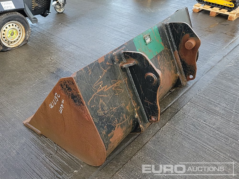 Strickland 72" Loading Bucket to suit Telehandler - Skopa: bild 3 Strickland 72" Loading Bucket to suit Telehandler - Skopa: bild 3
