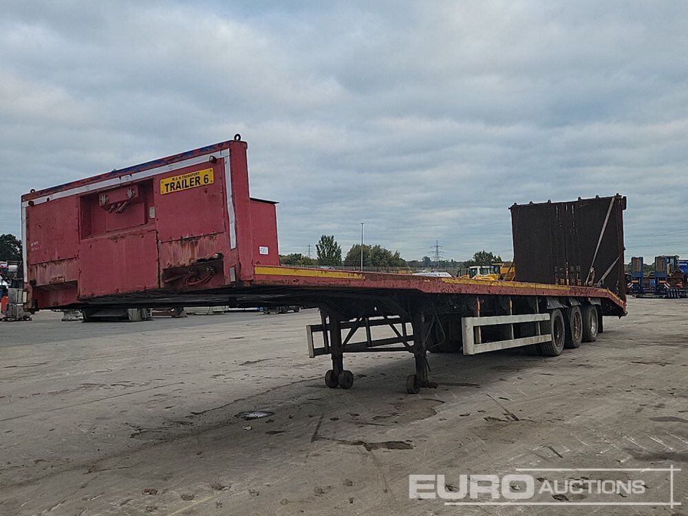 Tri Axle Low Loader Trailer, Winch, Hydraulic Ramp (Rear Axle Dragging) (Cannot Be Reconsigned) - Låg lastare semitrailer: bild 1 Tri Axle Low Loader Trailer, Winch, Hydraulic Ramp (Rear Axle Dragging) (Cannot Be Reconsigned) - Låg lastare semitrailer: bild 1