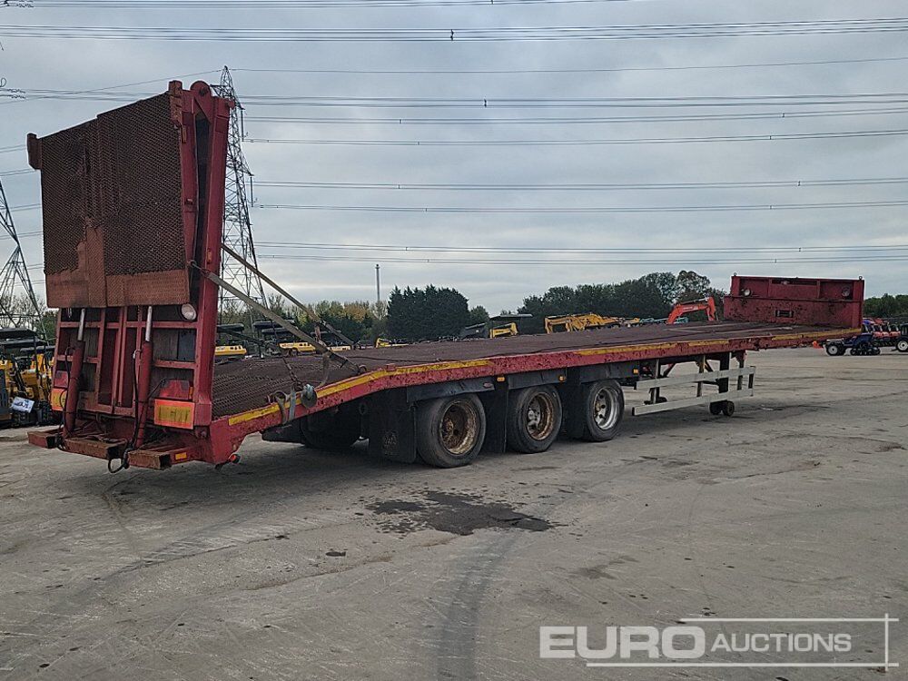Tri Axle Low Loader Trailer, Winch, Hydraulic Ramp (Rear Axle Dragging) (Cannot Be Reconsigned) - Låg lastare semitrailer: bild 5 Tri Axle Low Loader Trailer, Winch, Hydraulic Ramp (Rear Axle Dragging) (Cannot Be Reconsigned) - Låg lastare semitrailer: bild 5