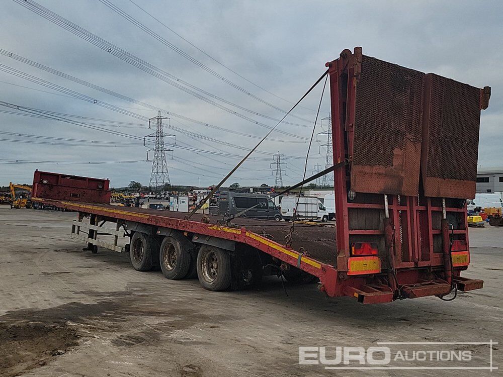 Tri Axle Low Loader Trailer, Winch, Hydraulic Ramp (Rear Axle Dragging) (Cannot Be Reconsigned) - Låg lastare semitrailer: bild 3 Tri Axle Low Loader Trailer, Winch, Hydraulic Ramp (Rear Axle Dragging) (Cannot Be Reconsigned) - Låg lastare semitrailer: bild 3