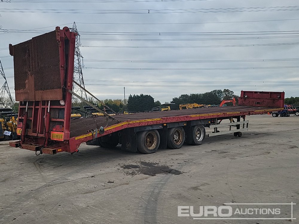 Tri Axle Low Loader Trailer, Winch, Hydraulic Ramp - Låg lastare semitrailer: bild 5 Tri Axle Low Loader Trailer, Winch, Hydraulic Ramp - Låg lastare semitrailer: bild 5
