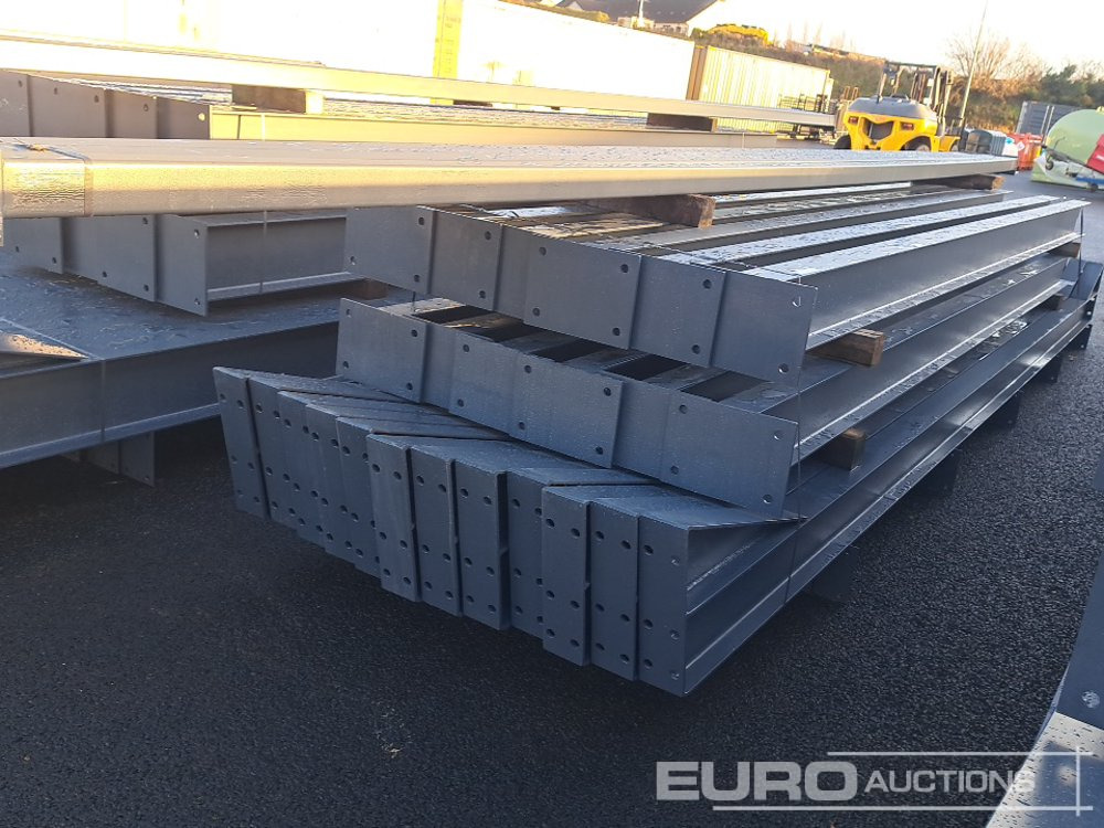 Unused 100' x 40' x 16.5' Steel Frame Building, 12.5 Roof Pitch, Purlin Cleats, Roof Bracing - Container hus: bild 3 Unused 100' x 40' x 16.5' Steel Frame Building, 12.5 Roof Pitch, Purlin Cleats, Roof Bracing - Container hus: bild 3