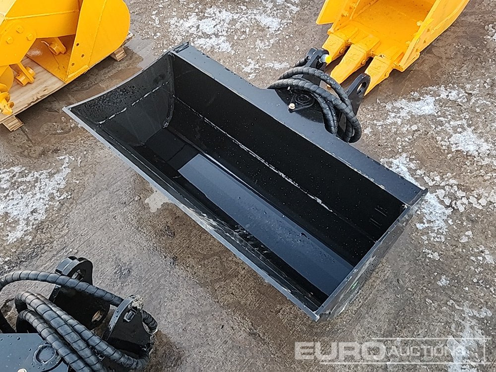 Unused 2025 32" Tilting Bucket to suit Mini Excavator - Skopa: bild 4 Unused 2025 32" Tilting Bucket to suit Mini Excavator - Skopa: bild 4