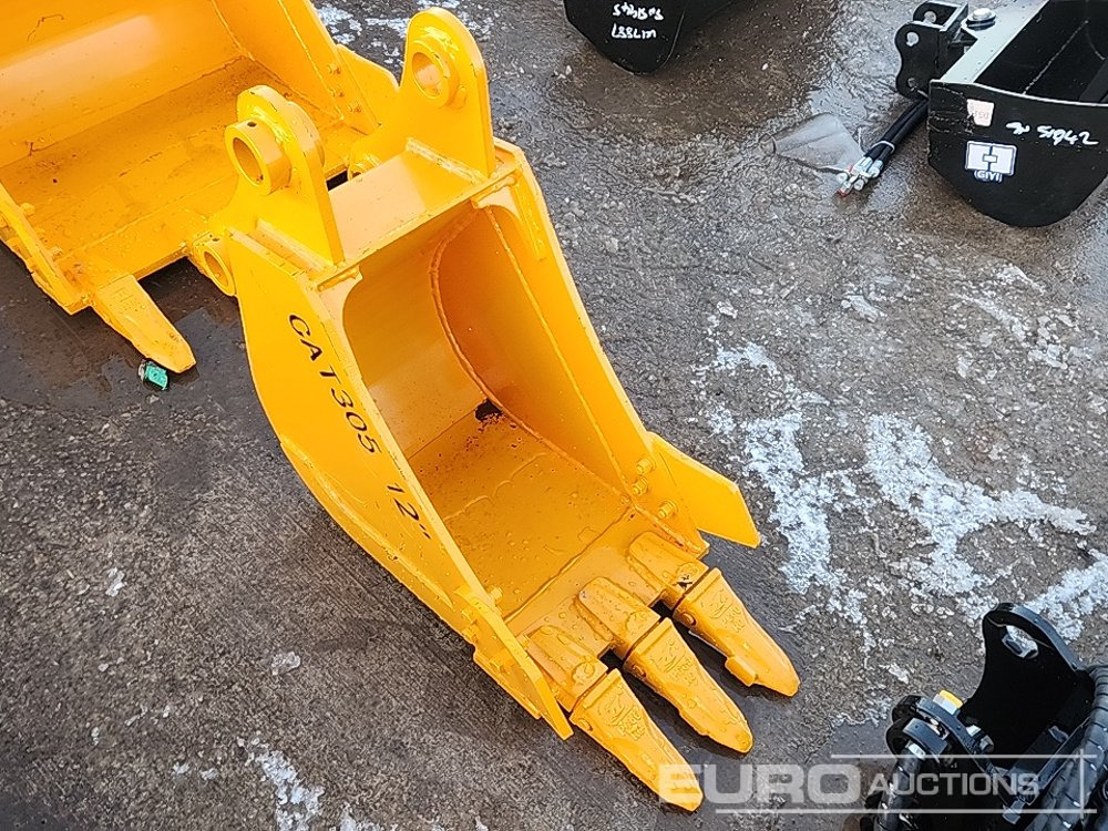 Unused 2025 GIYI 12" Bucket 45mm Pin to suit 4-6 Ton Excavator - Skopa: bild 1 Unused 2025 GIYI 12" Bucket 45mm Pin to suit 4-6 Ton Excavator - Skopa: bild 1