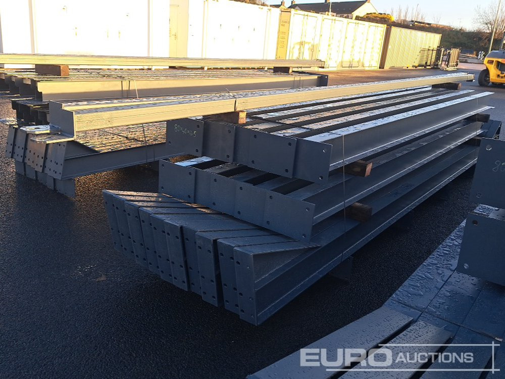 Unused 80' x 40' x 16.5' Steel Frame Building, 12.5 Roof Pitch, Purlin Cleats, Roof Bracing - Container hus: bild 3 Unused 80' x 40' x 16.5' Steel Frame Building, 12.5 Roof Pitch, Purlin Cleats, Roof Bracing - Container hus: bild 3