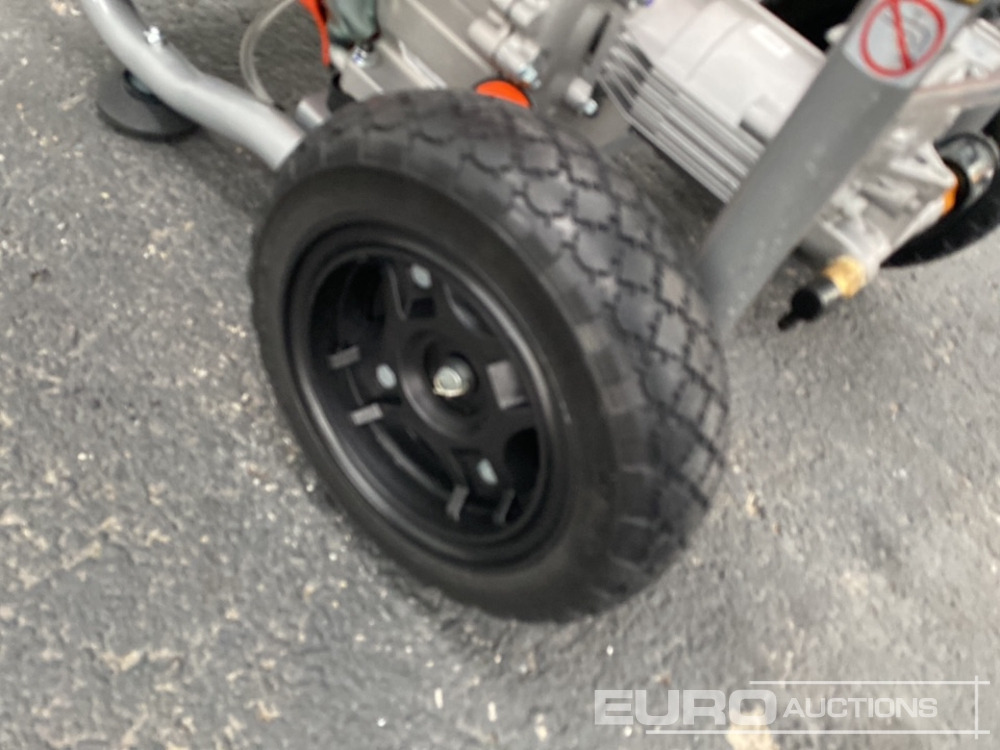 Unused Daewoo DGPW3100H-K 5.8Hp Petrol Pressure Washer - Högtryckstvätt: bild 5 Unused Daewoo DGPW3100H-K 5.8Hp Petrol Pressure Washer - Högtryckstvätt: bild 5