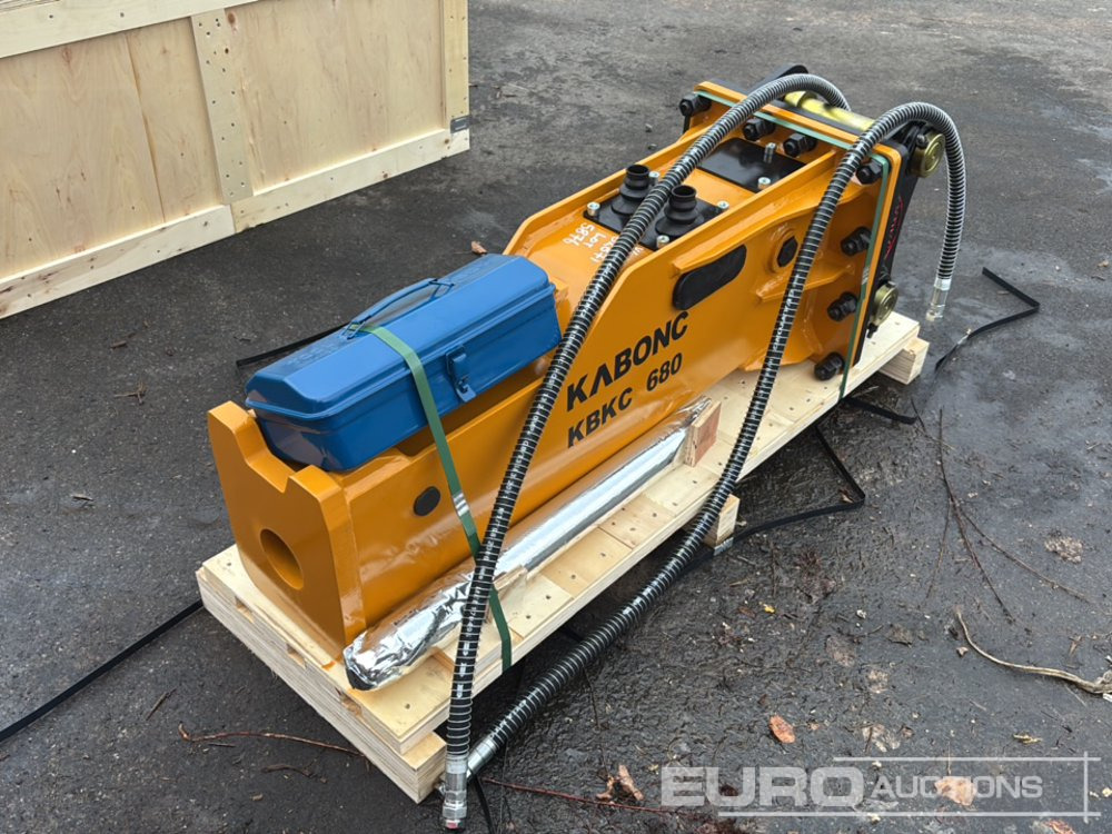 Unused KBKC 680 - Hydraulisk hammare: bild 1 Unused KBKC 680 - Hydraulisk hammare: bild 1