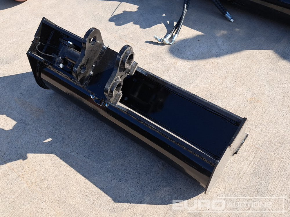 Unused Miva 32" Tilting Bucket to suit Mini Excavator - Skopa: bild 4 Unused Miva 32" Tilting Bucket to suit Mini Excavator - Skopa: bild 4