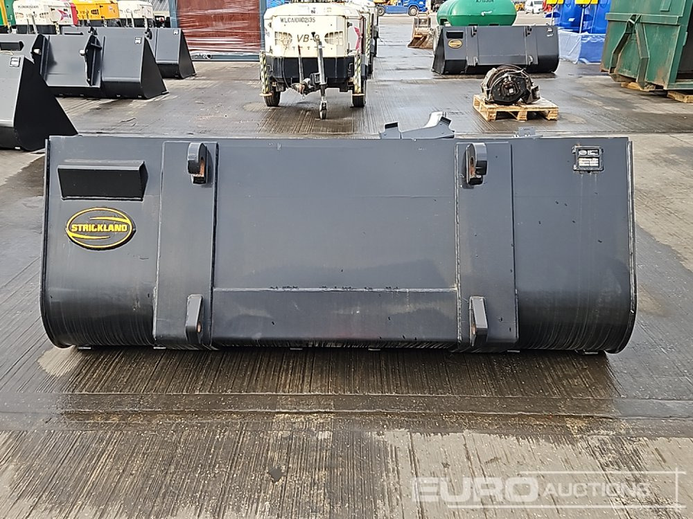 Unused Strickland 90" Loading Bucket to suit JCB Telehandler - Skopa: bild 4 Unused Strickland 90" Loading Bucket to suit JCB Telehandler - Skopa: bild 4
